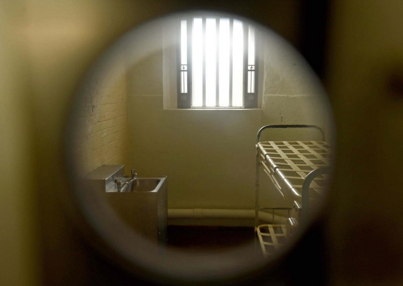 Osumnjičeni za ubojstvo i dva pokušaja ubojstva u Senju zadržan u istražnom zatvoru