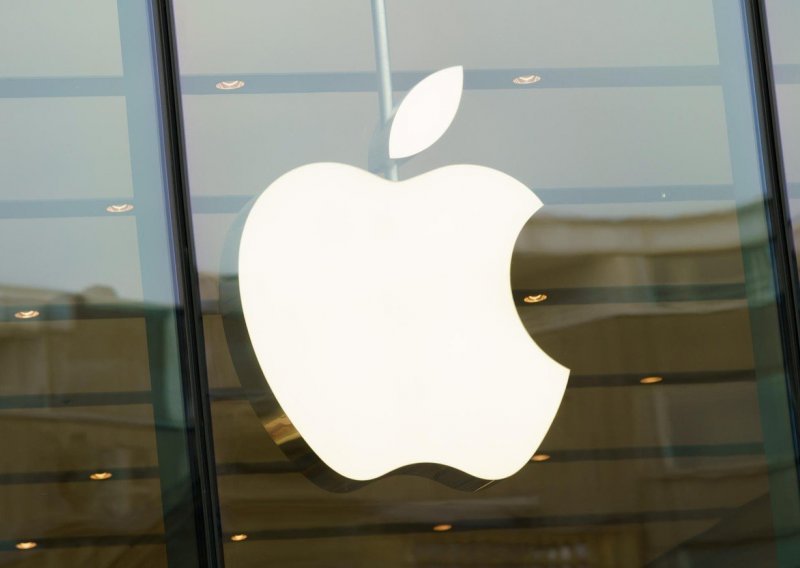 Apple uplatio više od 14 milijardi eura spornog poreznog duga Irskoj