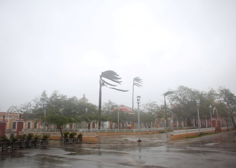 Uragan Irma nosi sve ispred sebe na Kubi