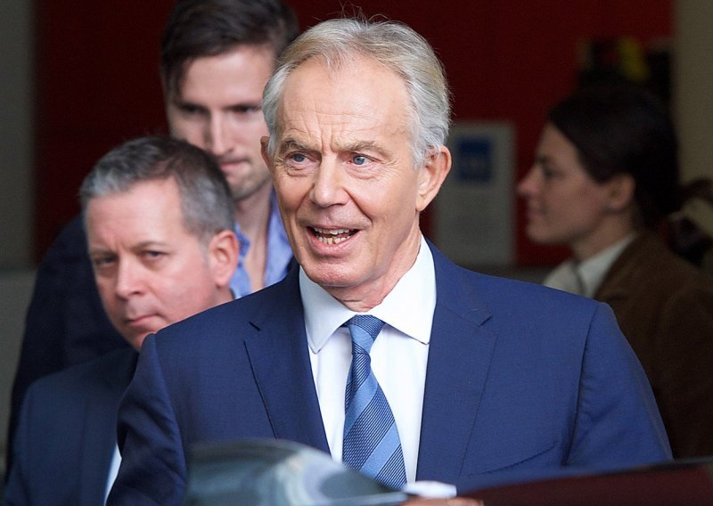 Blair će laburistima savjetovati da odbiju sporazum o Brexitu premijerke May