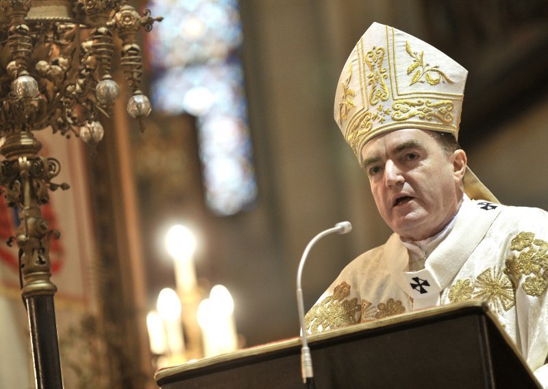 Kardinal Bozanić žestoko opalio po kritičarima pape