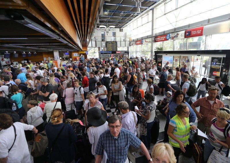 Putnici Croatia Airlinesa mogu odahnuti, ročište o legalnosti štrajka danas u 10 sati