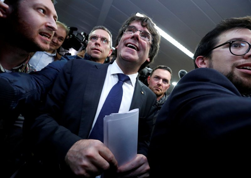 Puigdemont službeno kandidat za predsjednika vlade Katalonije