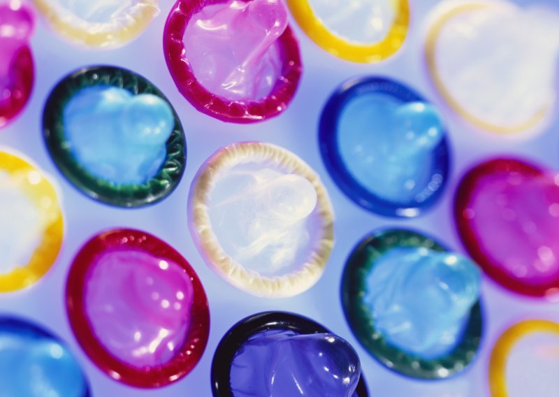 Ukradeno 700.000 kondoma u Maleziji