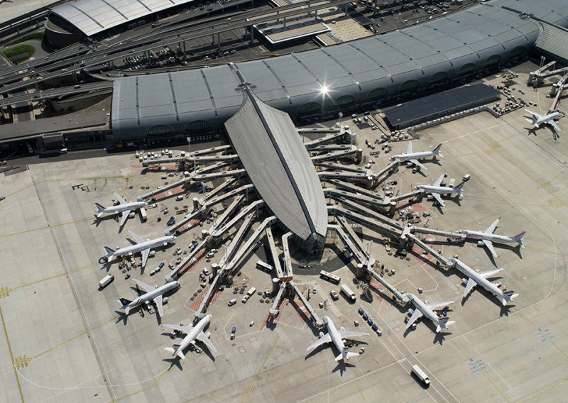 Kroz pariški aerodrom Charles de Gaulle godišnje prođe 40 milijuna putnika