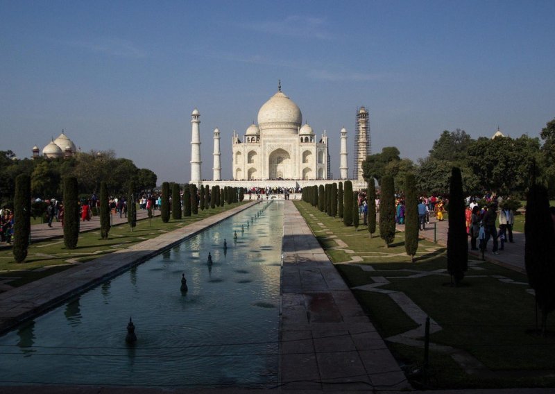 Posjetiteljima Taj Mahala za razgled samo tri sata