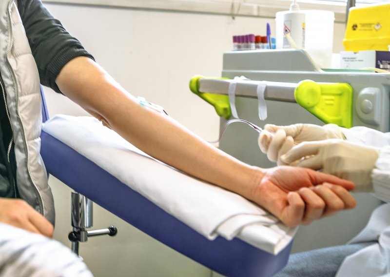 U Vojvodini preminula žena zaražena HIV-om putem transfuzije krvi dugogodišnjeg davatelja