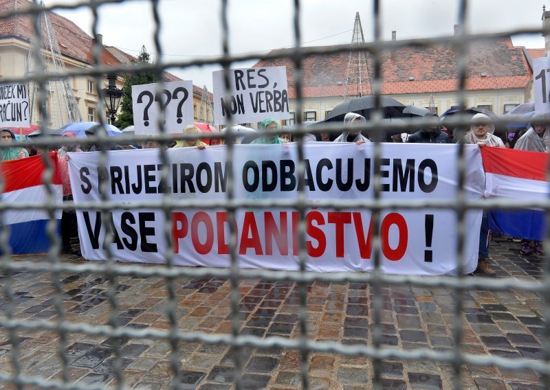 Studenti na Markovu trgu osudili politiku vlasti prema Hrvatima u BiH