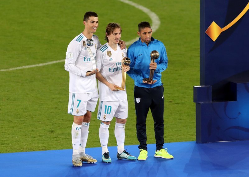 Nema dileme - Luka Modrić i službeno je najbolji igrač prvenstva