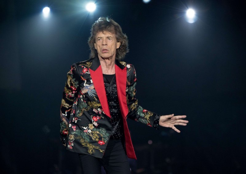 Mick Jagger ostavio 22-godišnju producenticu i vratio se osam godina starijoj balerini