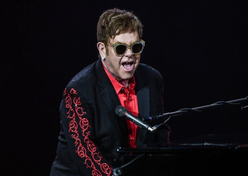 Elton John potpisao nevjerojatan ugovor: Do kraja karijere surađivat će samo s njima