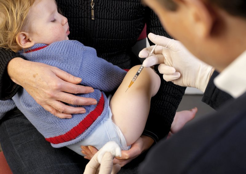 Medicinska udruga: Onemogućite lažnim prorocima širenje laži o cijepljenju