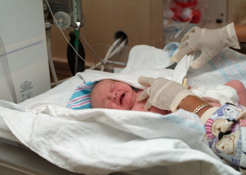 Uzbuna zbog ospica: U švedskom rodilištu ugrožene 54 bebe