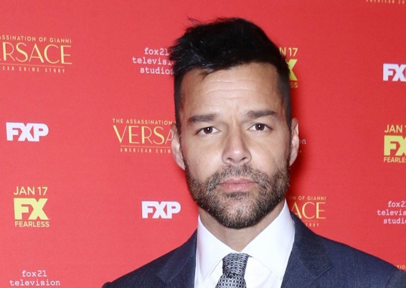 Iznenadio obožavatelje: Ricky Martin objavio fotku na kojoj je potpuno gol