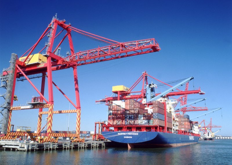 Pokrivenost uvoza izvozom dostigla 57 posto