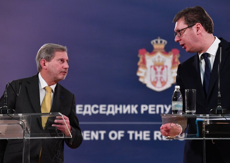Hahn istaknuo Kosovo kao preduvjet za ulazak Srbije u EU, Vučić poručio: Pred nama je Himalaja