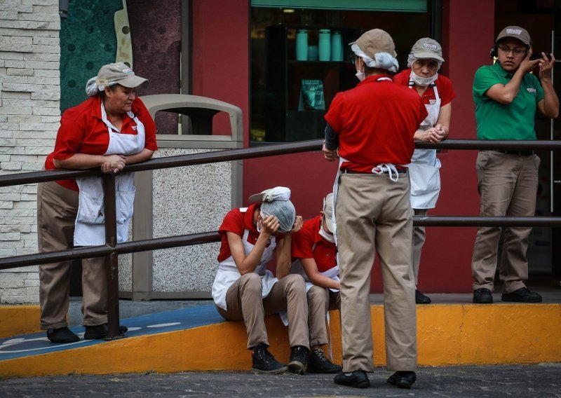 Snažan potres u Meksiku, milijun ljudi bez struje, najmanje dvije osobe poginule