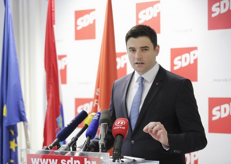 Bernardić: Strmotina ostavka znak da je u Vladi raspad sistema
