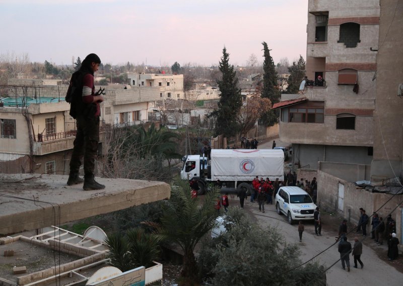 U Siriji stupilo na snagu humanitarno primirje od pet sati