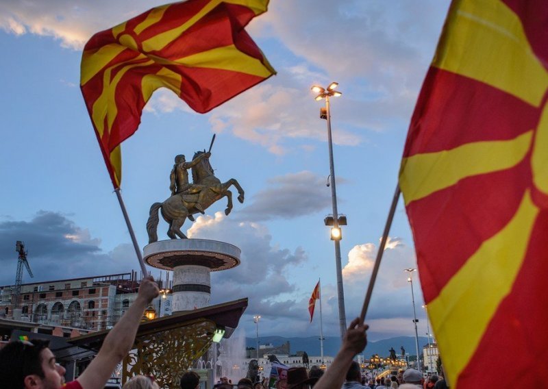 Makedonci prosvjeduju protiv mogućeg promjene naziva države