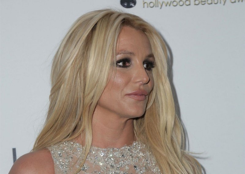 Britney Spears zbog oca otkazala show u Las Vegasu i nitko ne zna kada će se vratiti