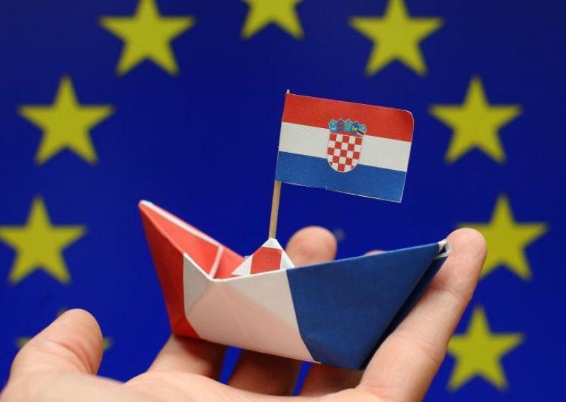 Hrvati strahuju od divljanja troškova života nakon ulaska u EU