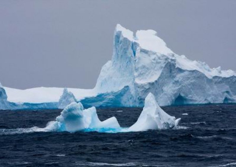 Temperatura na Antarktiku raste brže od očekivanja