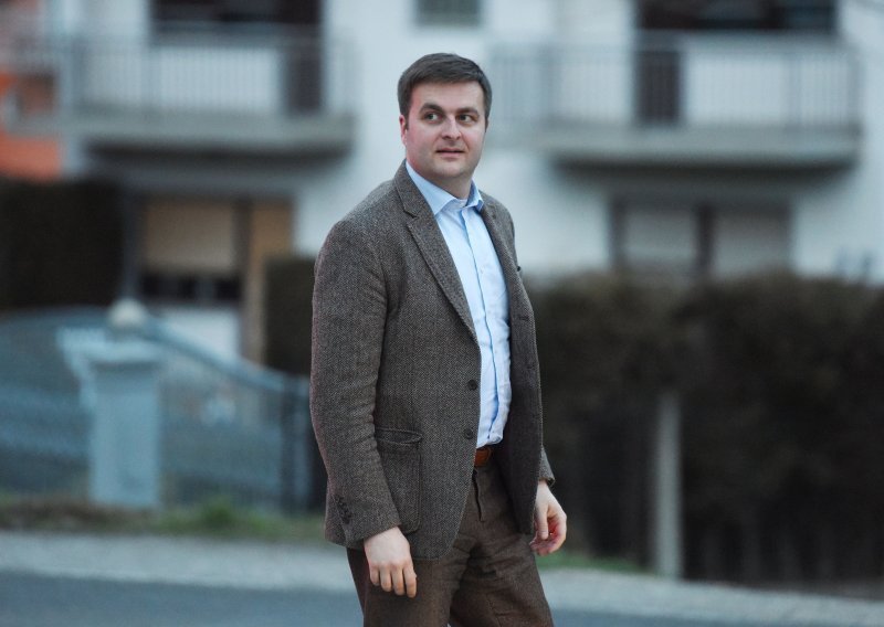 Ministar Ćorić poručio da se mogu smanjiti porezi na plaće