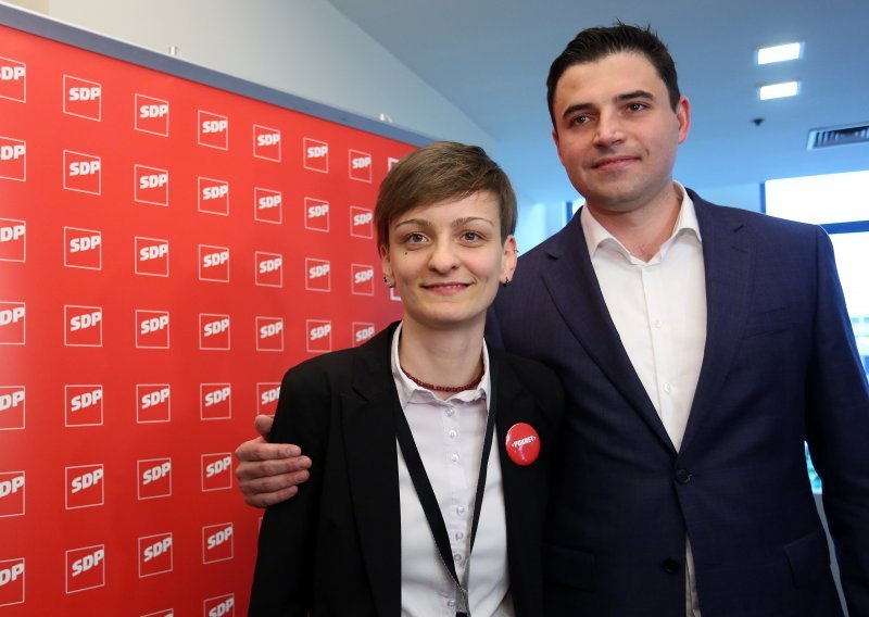 Mladi SDP-ovci upozoravaju: Novim zakonom poskupljuju studentski ugovori