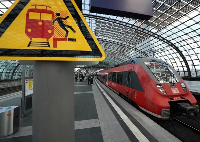 U sudaru vlakova u Njemačkoj više od 20 ozlijeđenih