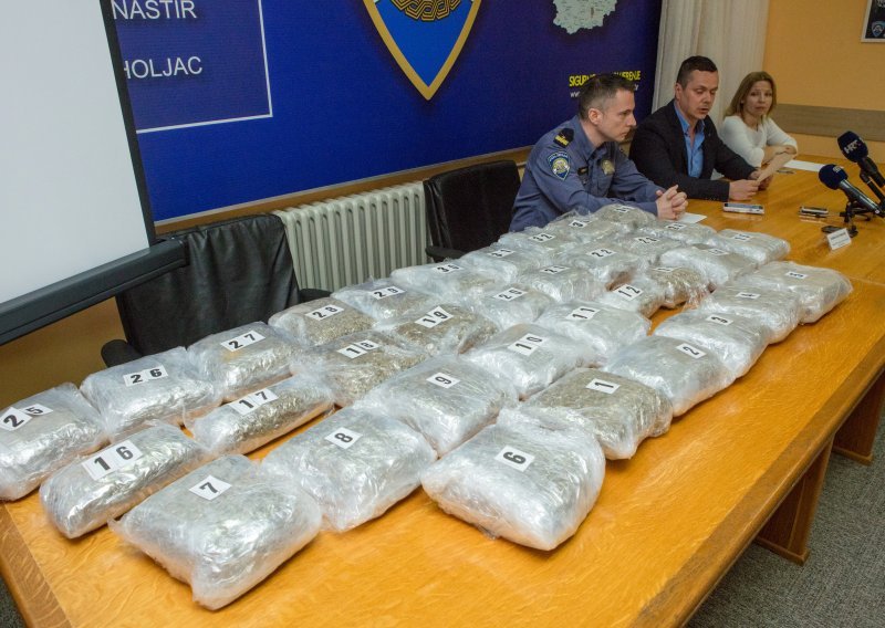 Mađar u Hrvatsku pokušao prokrijumčariti 17,5 kilograma marihuane