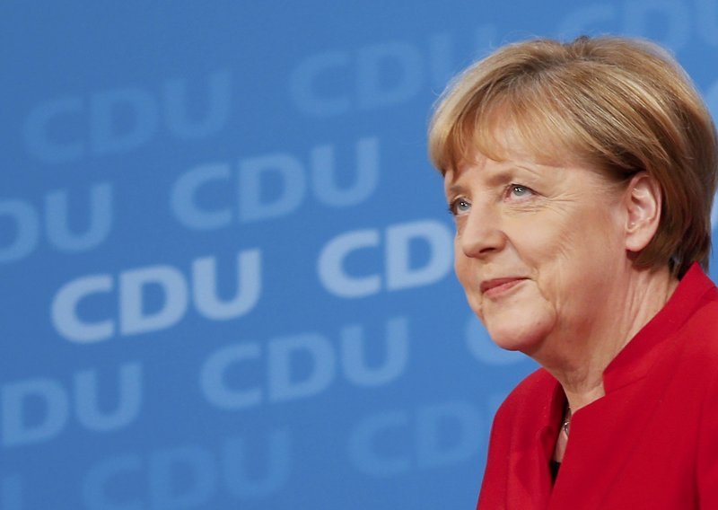 Merkel želi četvrti mandat zbog 'obrane demokratskih vrijednosti'