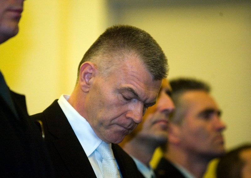 President Mesic refuses to pardon Petrac