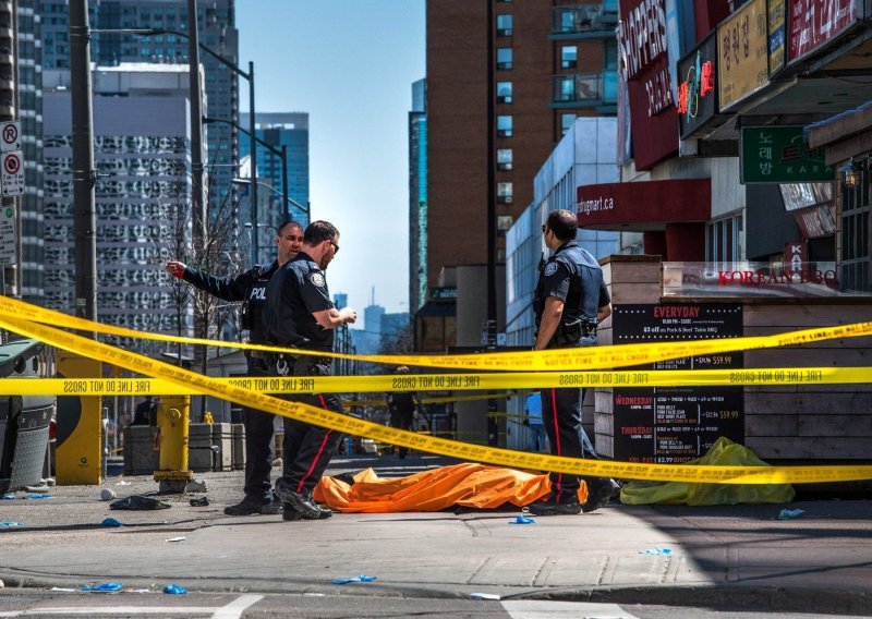 Kanadska policija: Nijedan dokaz ne potkrijepljuje IS-ovo preuzimanje odgovornosti u Torontu