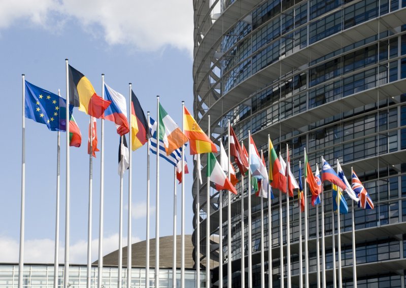 Eurozastupnici traže ukidanje sjednica u Strasbourgu