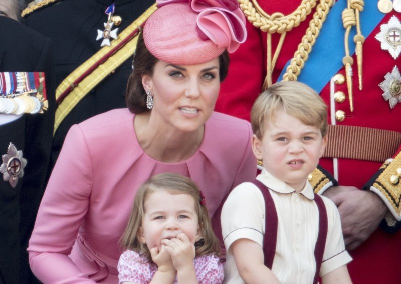 Kate Middleton štedi i na dječjoj odjeći: Kraljevski mališani ponovno u istoj garderobi