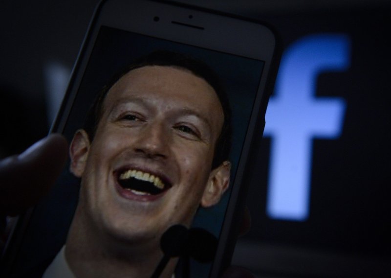 Facebook priznao veliki napad: Hakirano gotovo 50 milijuna profila!