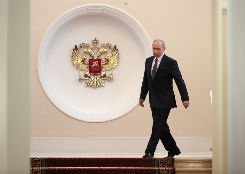 Putin otvara most koji Krim povezuje s Rusijom