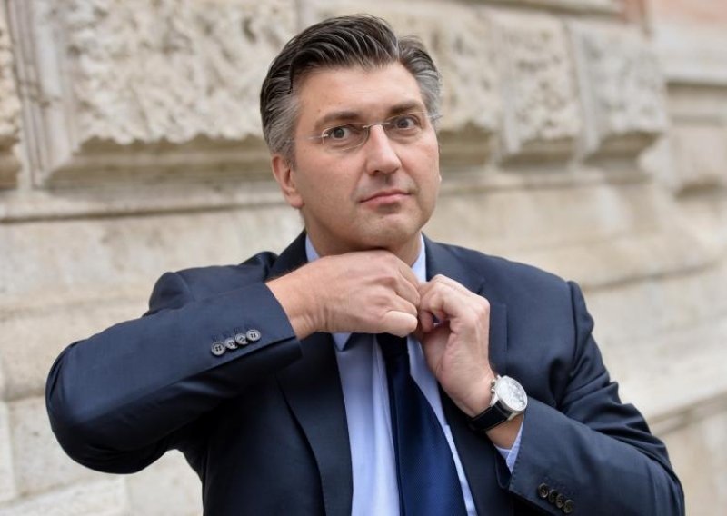 Andrej Plenković - 'čovjek bez petlje' ili pristojni spasitelj HDZ-a?
