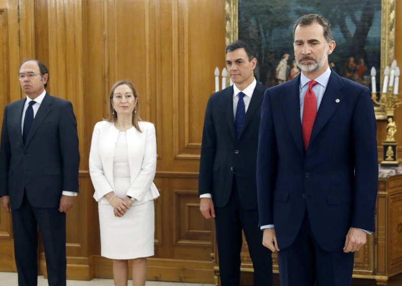 Prisegnula španjolska Vlada s najviše žena u povijesti