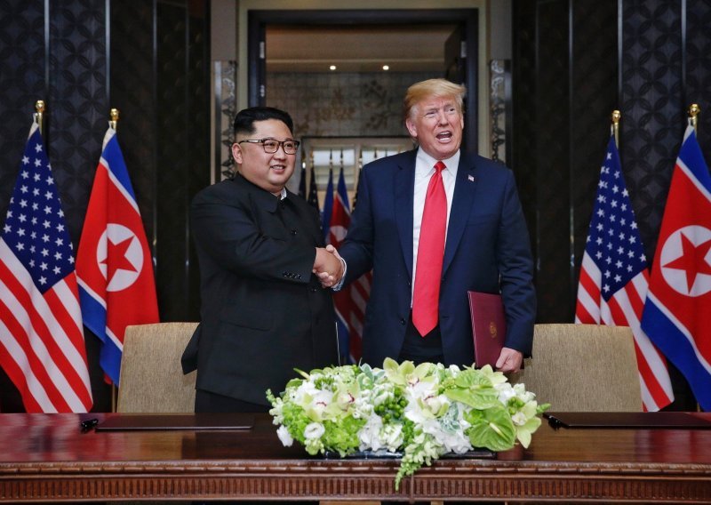 Kim Jong Un poslao Trumpu novogodišnju poruku u novom tonu
