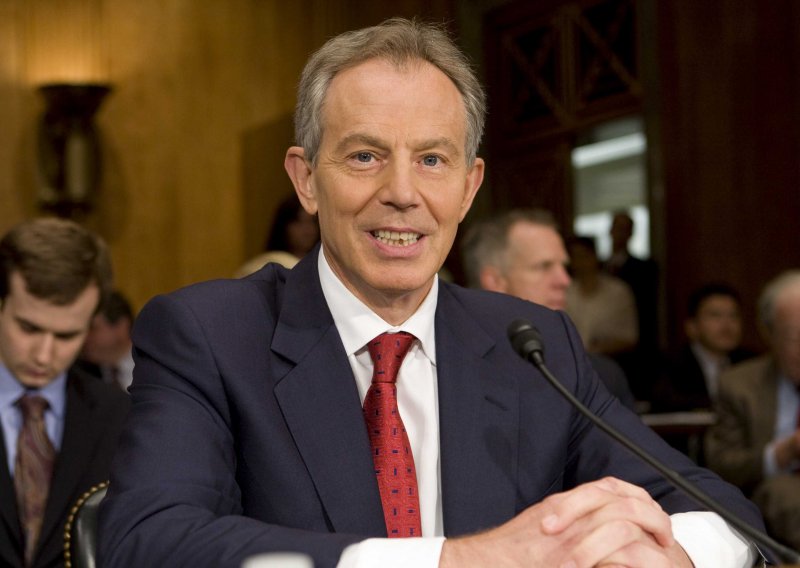 Tony Blair knjigom prekida šutnju