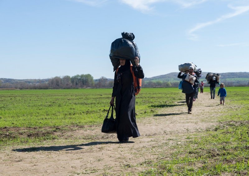 Novi ilegalni prelasci migranata iz Hrvatske u Sloveniju