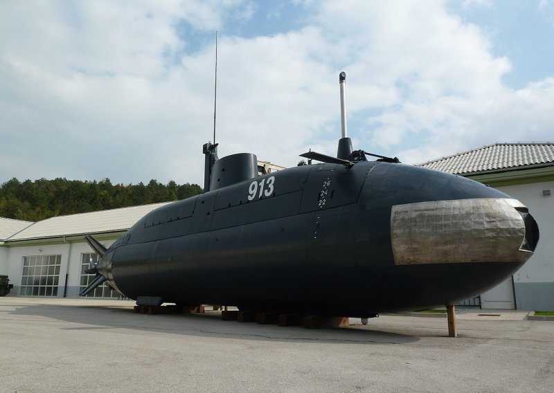 Crnogorci poklonili hrvatsku podmornicu Srbima, evo što o svemu kaže naše nadležno ministarstvo