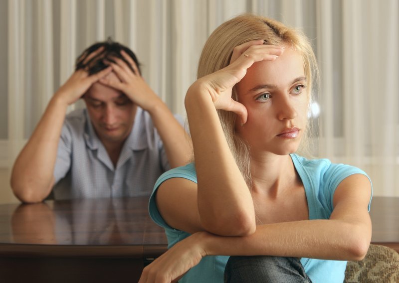 Zašto stres i tjeskoba češće pogađaju žene?