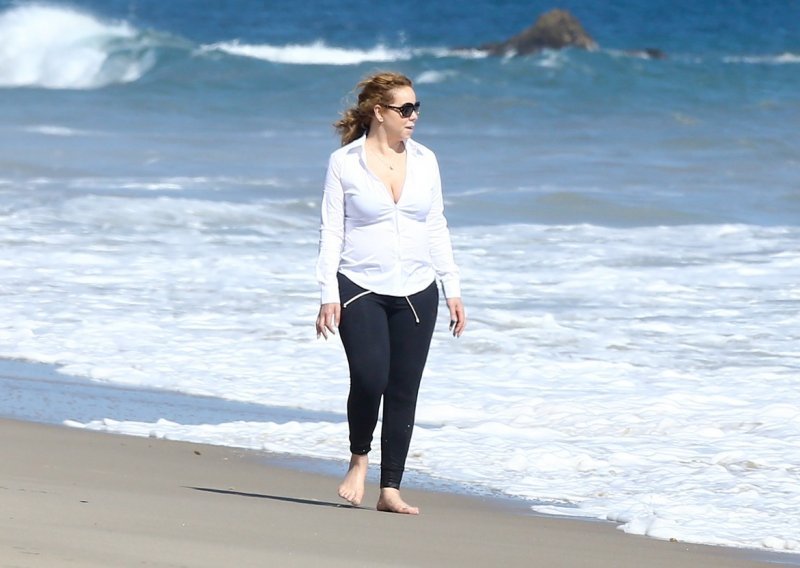 Presretna Mariah Carey u 46. godini čeka treće dijete