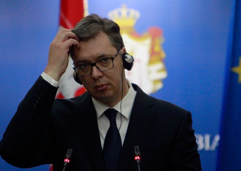 Vučić se šali: Raste mi popularnost u Hrvatskoj