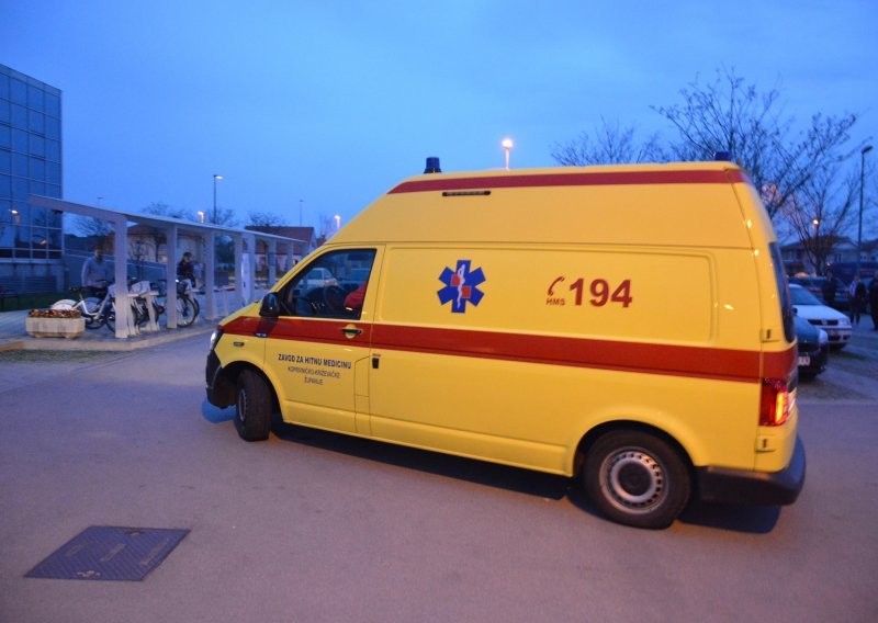 Prometna nesreća u Zagrebu, na teren izišla Hitna pomoć