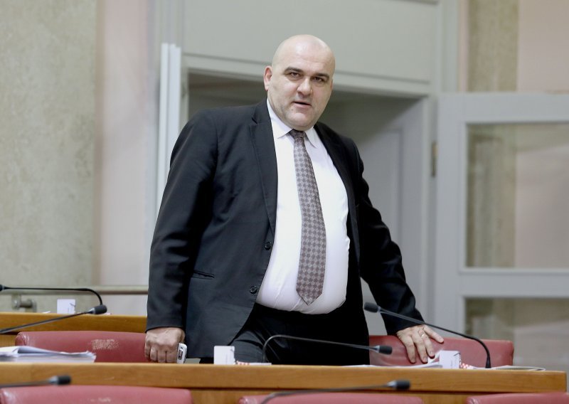 Gradonačelnik Županje Miličević odlazi iz Sabora