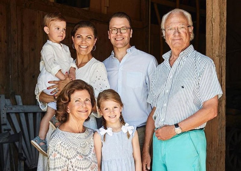 Neodoljivi prizori: Švedska kraljevska obitelj pohvalila se idiličnim  ljetnim fotografijama